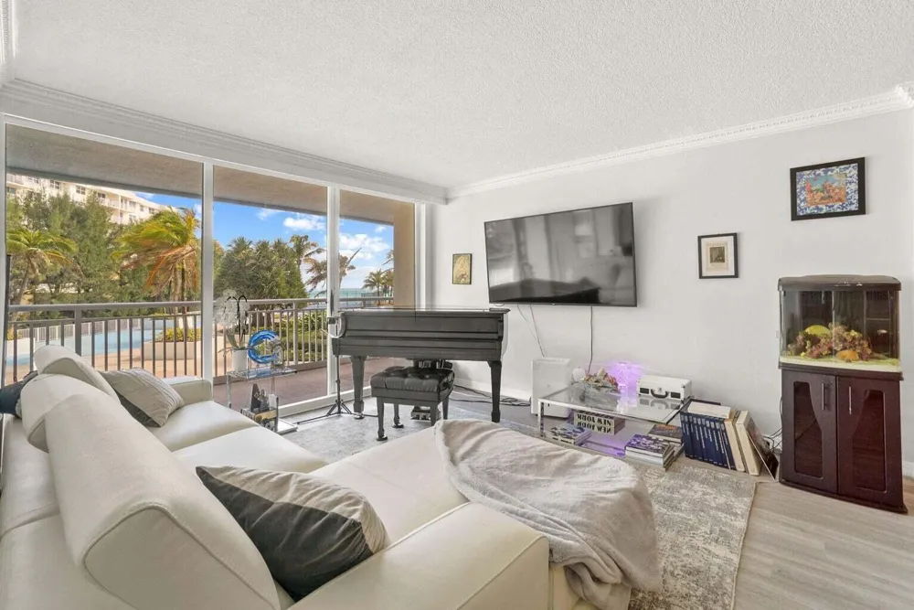3546 S Ocean Boulevard #322 South Palm Beach, FL 33480