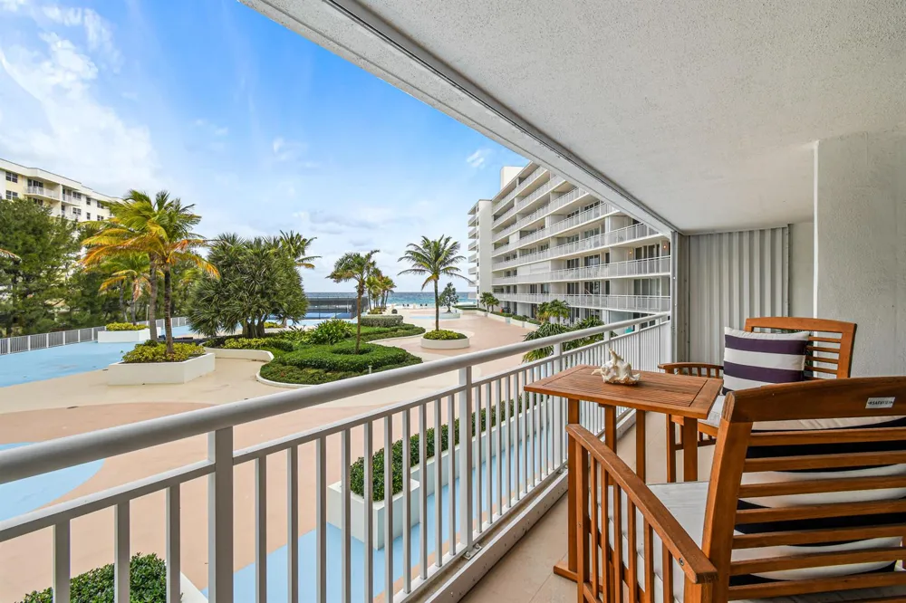 3546 S Ocean Boulevard #322 South Palm Beach, FL 33480