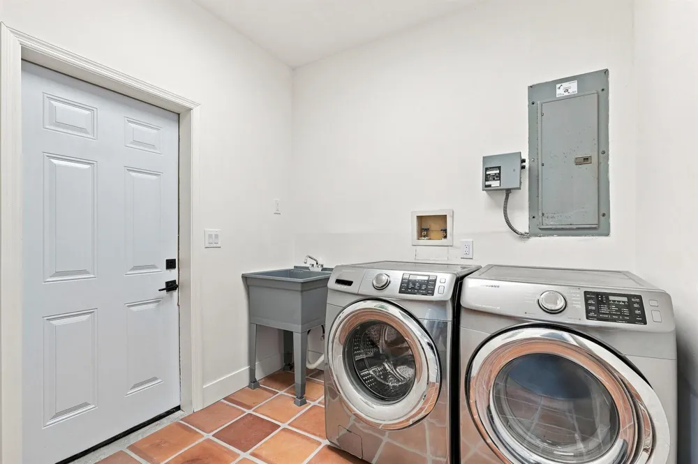 5010 ABACA DRIVE Fort Pierce, FL 34951