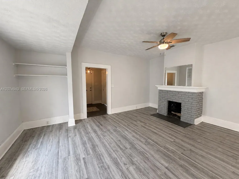 747 WEST STREET Jacksonville, FL 32204