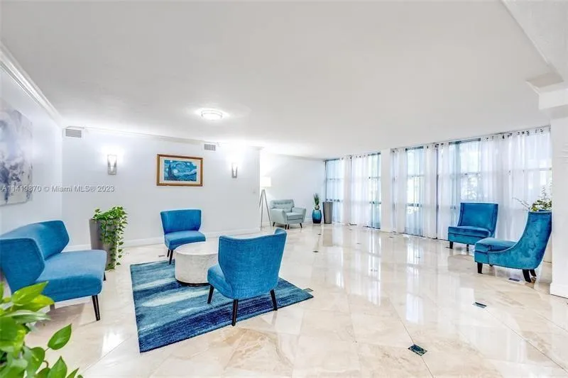 800 Parkview Drive Hallandale Beach, FL 33009