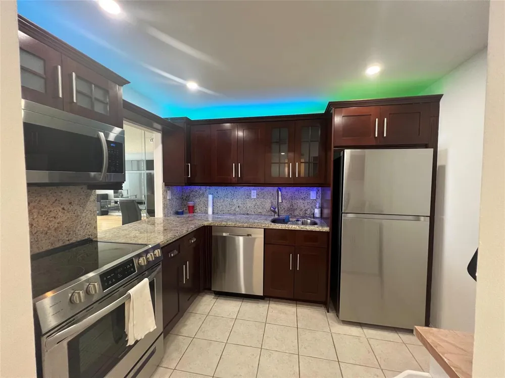 800 Parkview Drive Hallandale Beach, FL 33009