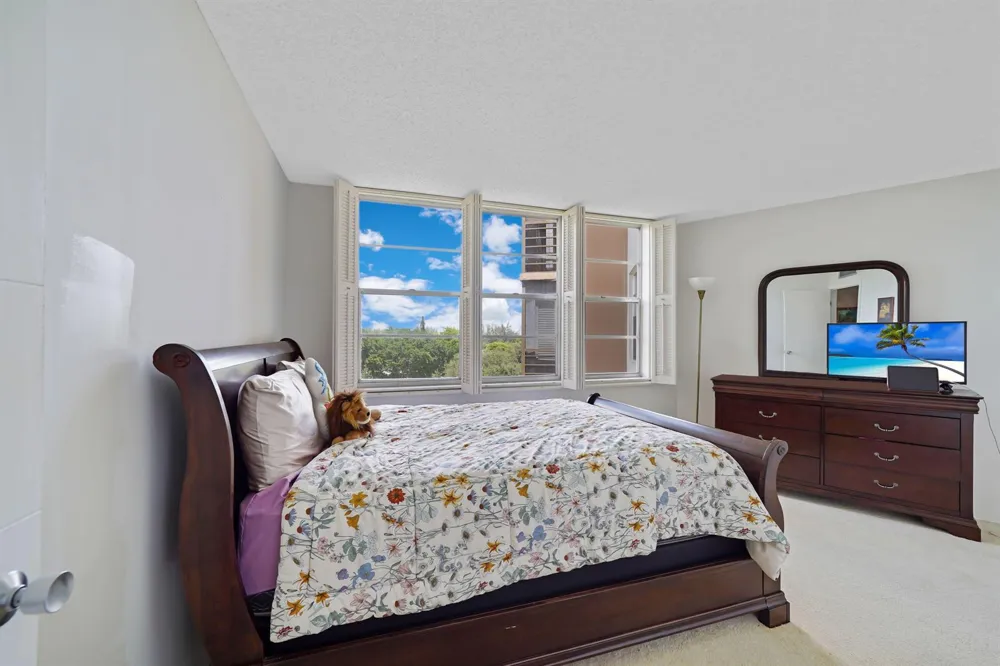 1400 Saint Charles Place #624 Pembroke Pines, FL 33026