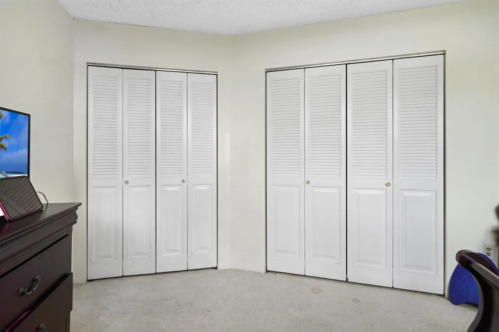 1400 Saint Charles Place #624 Pembroke Pines, FL 33026