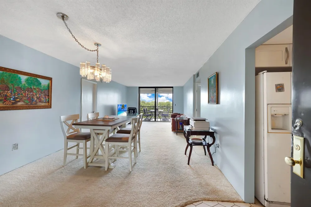 1400 Saint Charles Place #624 Pembroke Pines, FL 33026