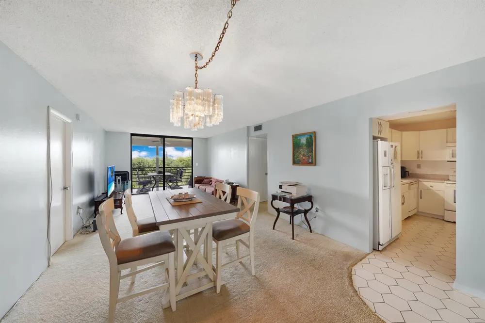 1400 Saint Charles Place #624 Pembroke Pines, FL 33026