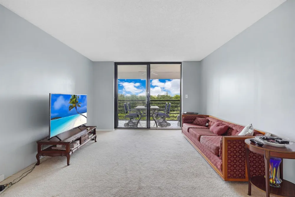 1400 Saint Charles Place #624 Pembroke Pines, FL 33026