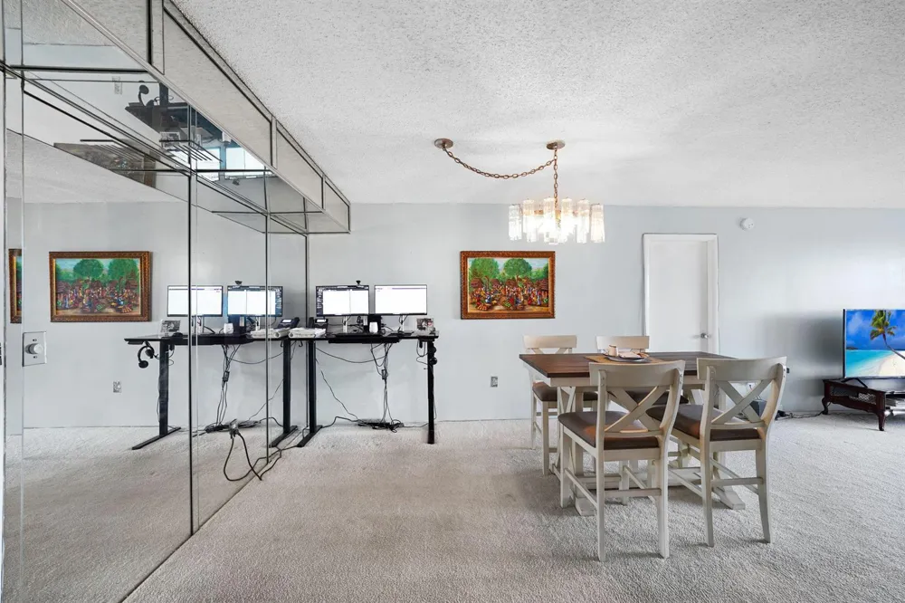 1400 Saint Charles Place #624 Pembroke Pines, FL 33026