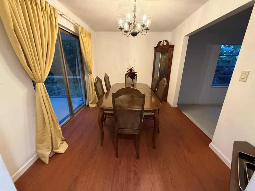 1916 HARBOURVIEW DRIVE Fort Lauderdale, FL 33316