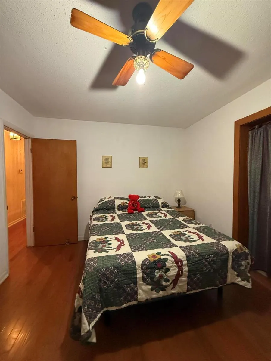 1916 HARBOURVIEW DRIVE Fort Lauderdale, FL 33316