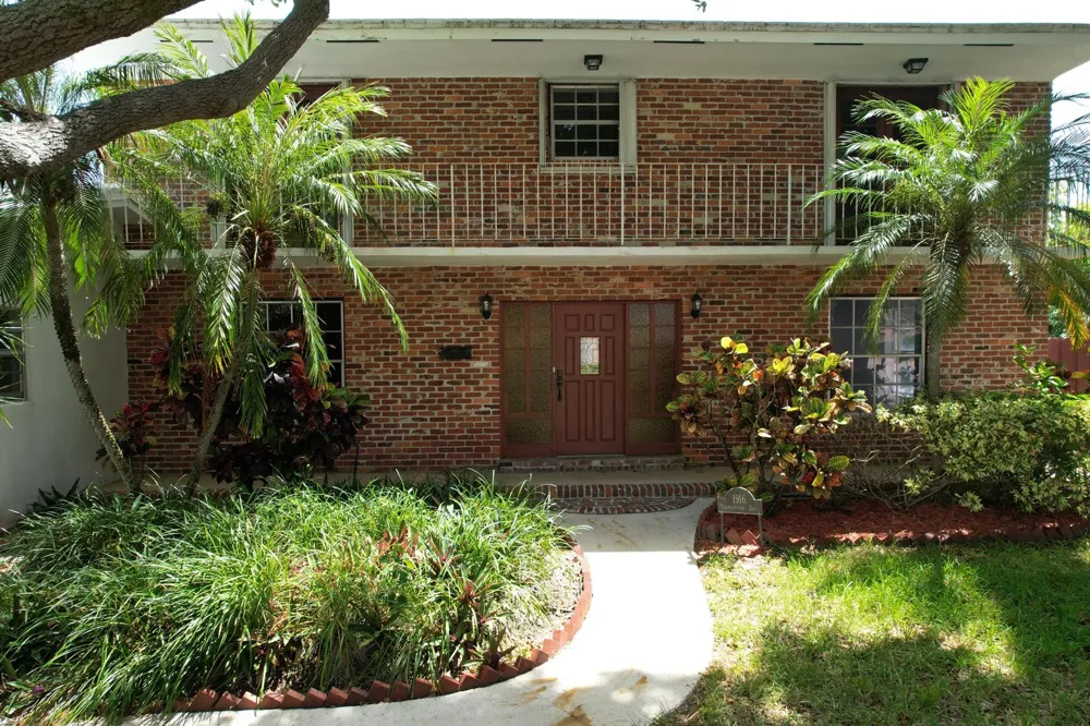 1916 HARBOURVIEW DRIVE Fort Lauderdale, FL 33316