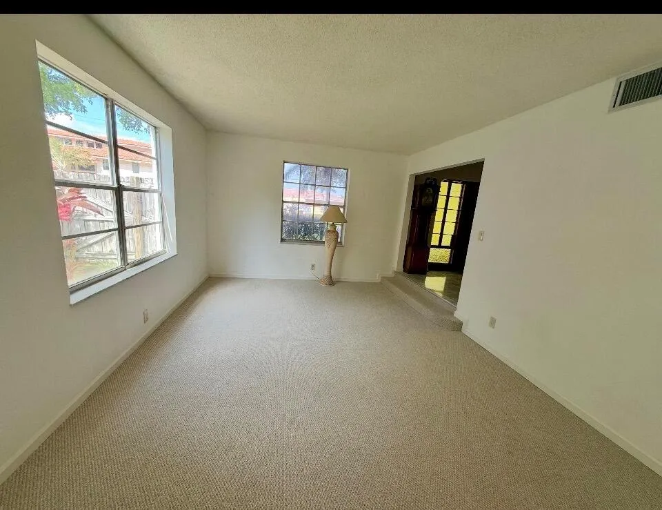 1916 HARBOURVIEW DRIVE Fort Lauderdale, FL 33316