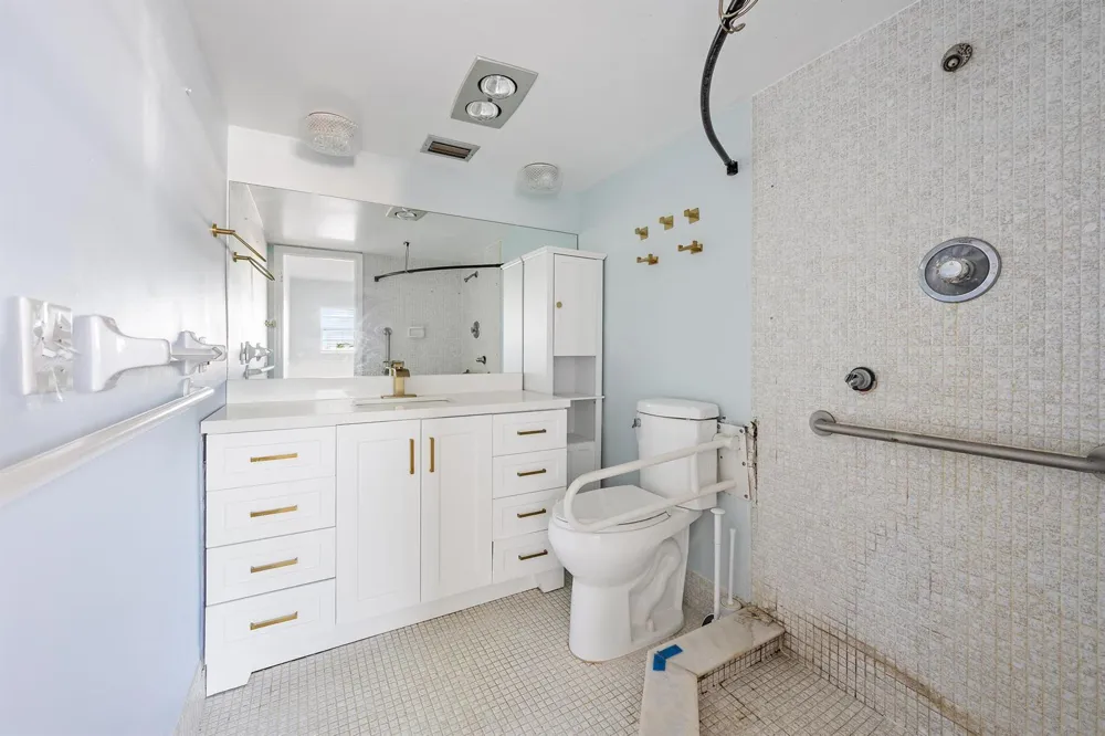 29 Yacht Club Drive #Unit 405 North Palm Beach, FL 33408