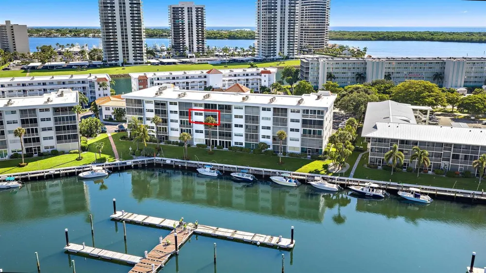 29 Yacht Club Drive #Unit 405 North Palm Beach, FL 33408