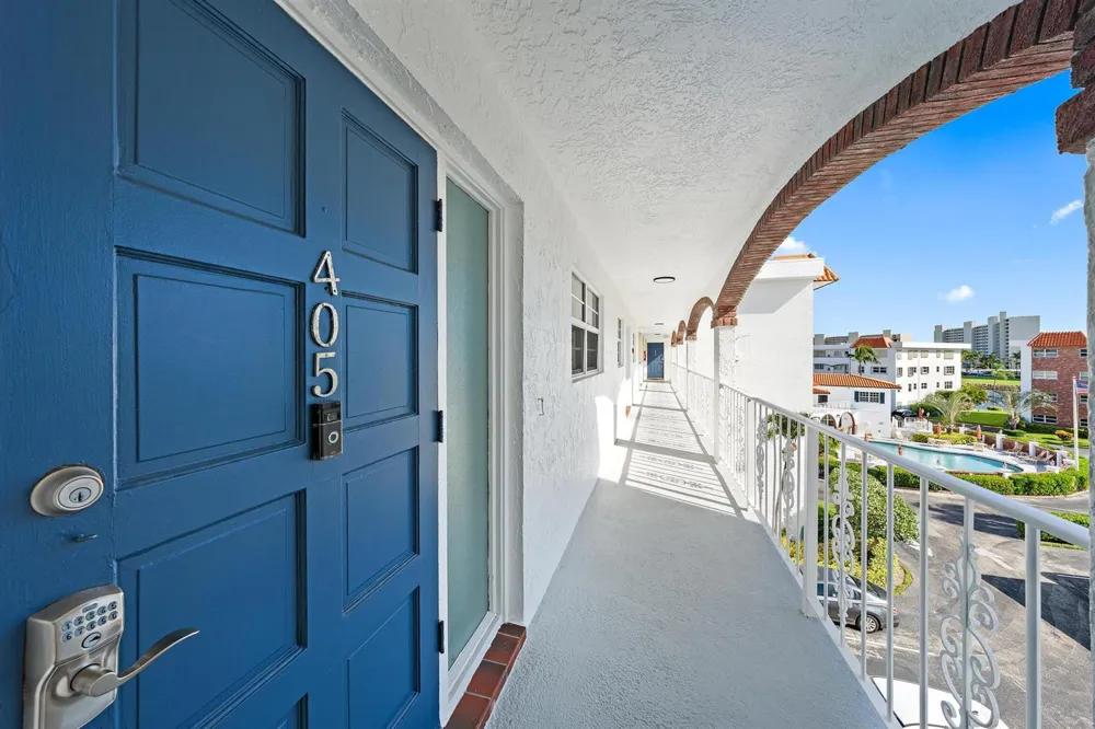 29 Yacht Club Drive #Unit 405 North Palm Beach, FL 33408