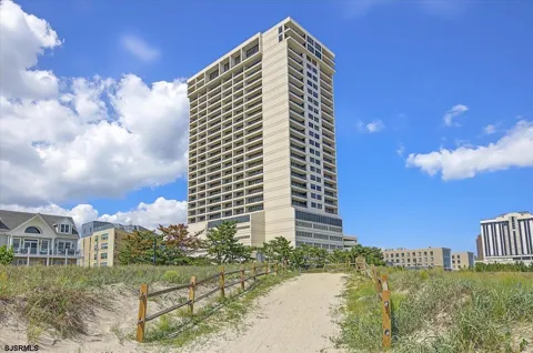 3851 Boardwalk