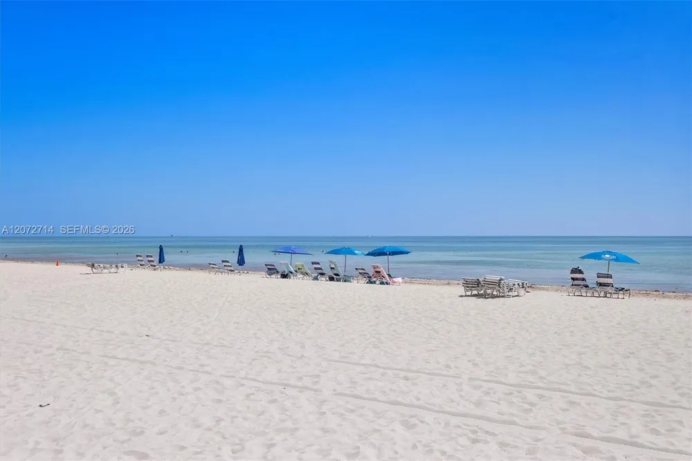 5555 Collins Ave #16B Miami Beach, FL 33140
