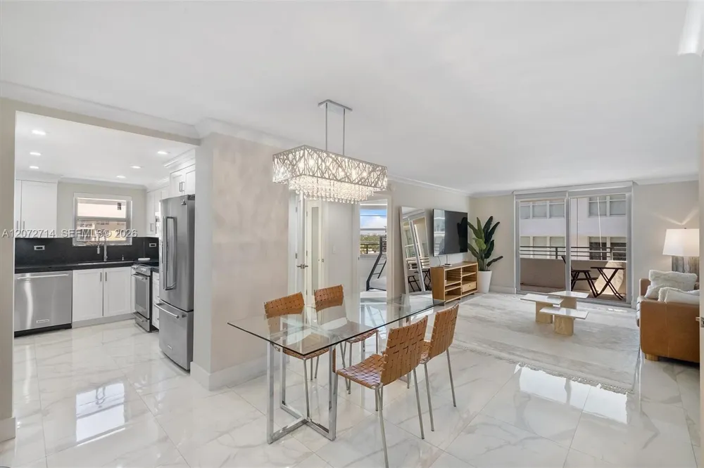 5555 Collins Ave #16B Miami Beach, FL 33140