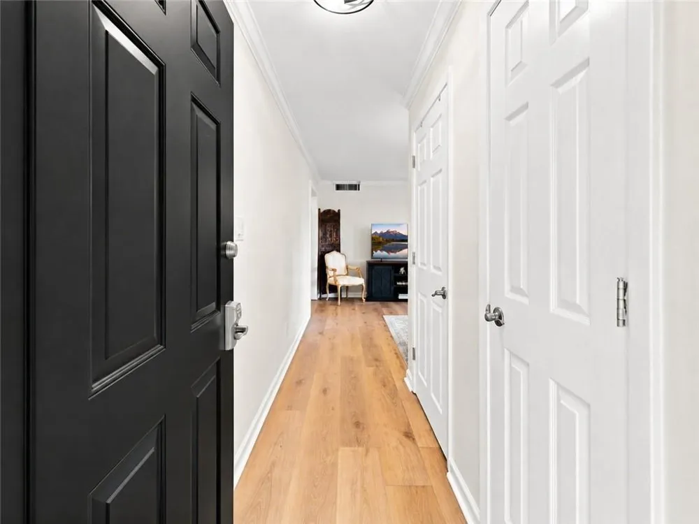 1003 Canyon Point Circle Roswell, GA 30076