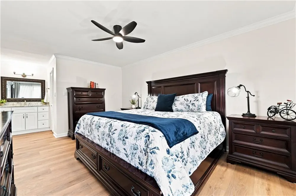 1003 Canyon Point Circle Roswell, GA 30076
