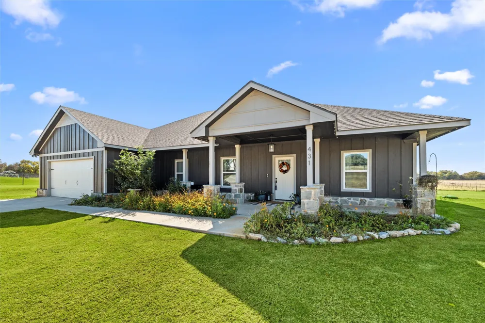 431 Advance Road Weatherford, TX 76088