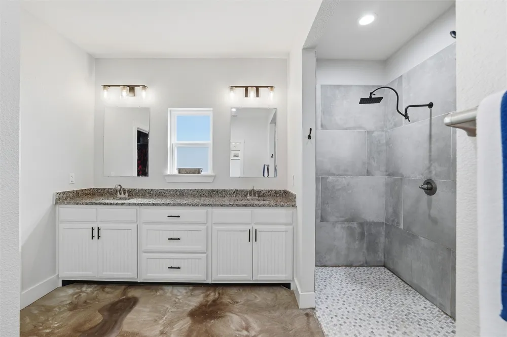 431 Advance Road Weatherford, TX 76088