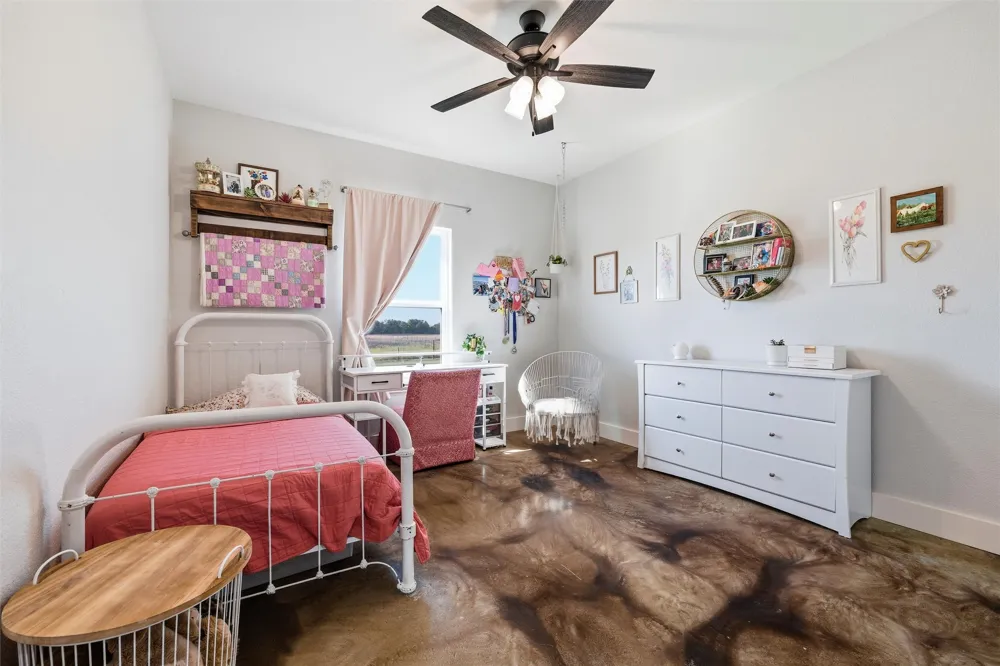 431 Advance Road Weatherford, TX 76088