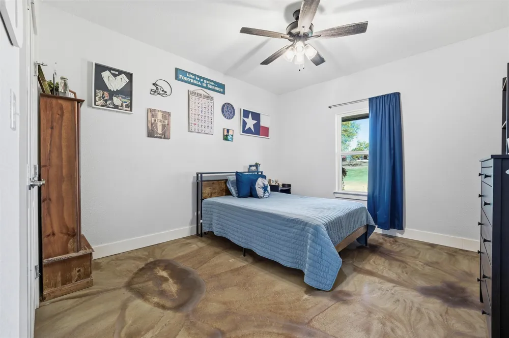 431 Advance Road Weatherford, TX 76088