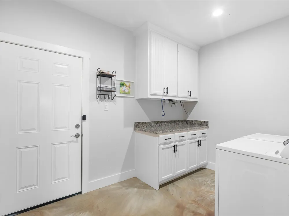 431 Advance Road Weatherford, TX 76088