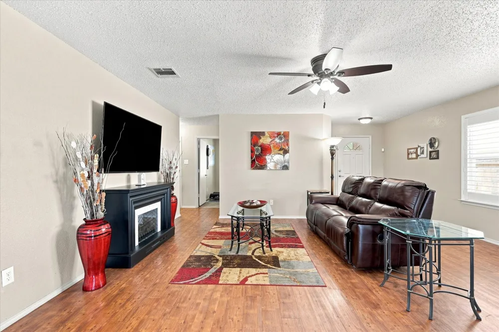 2036 Moonlight Trail Heartland, TX 75126
