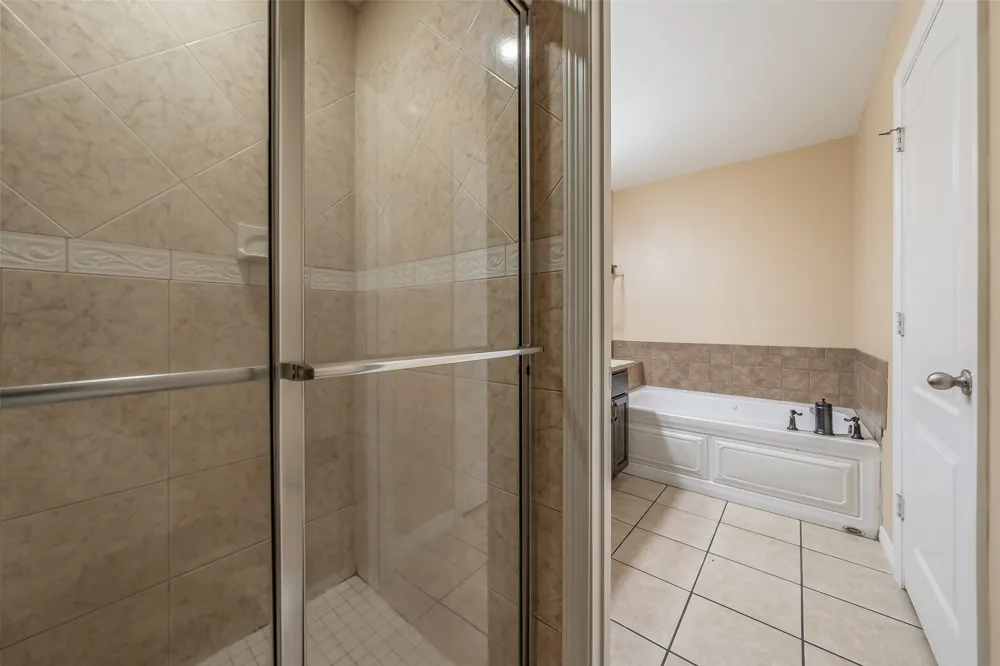 115 Pleasant Oaks Lane Springtown, TX 76082