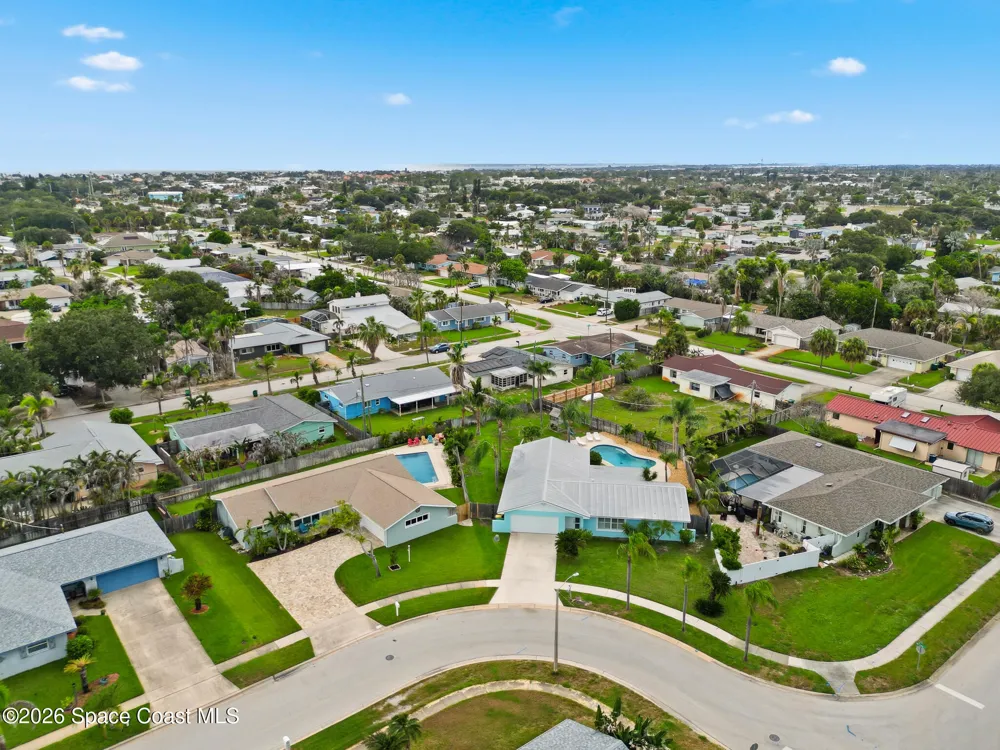 1172 Bay Drive E Indian Harbour Beach, FL 32937