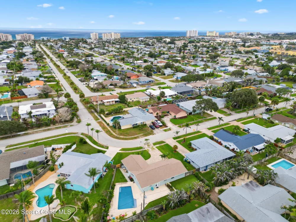 1172 Bay Drive E Indian Harbour Beach, FL 32937