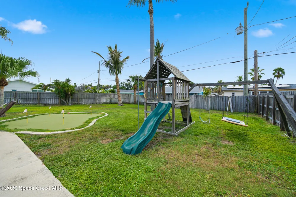 1172 Bay Drive E Indian Harbour Beach, FL 32937