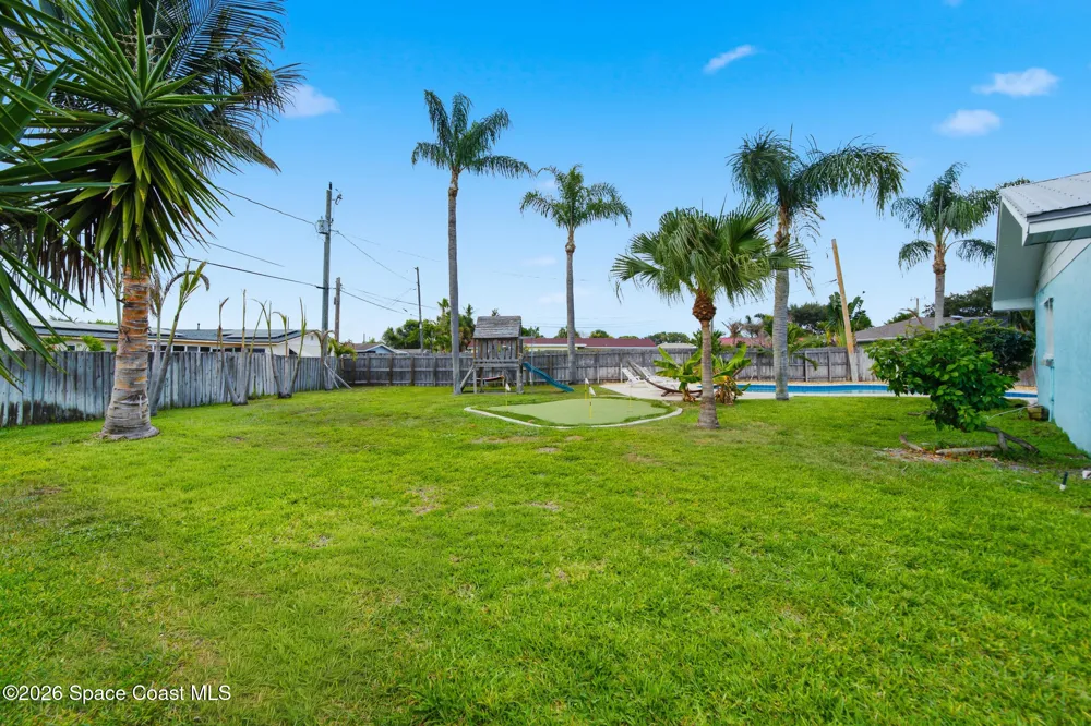 1172 Bay Drive E Indian Harbour Beach, FL 32937