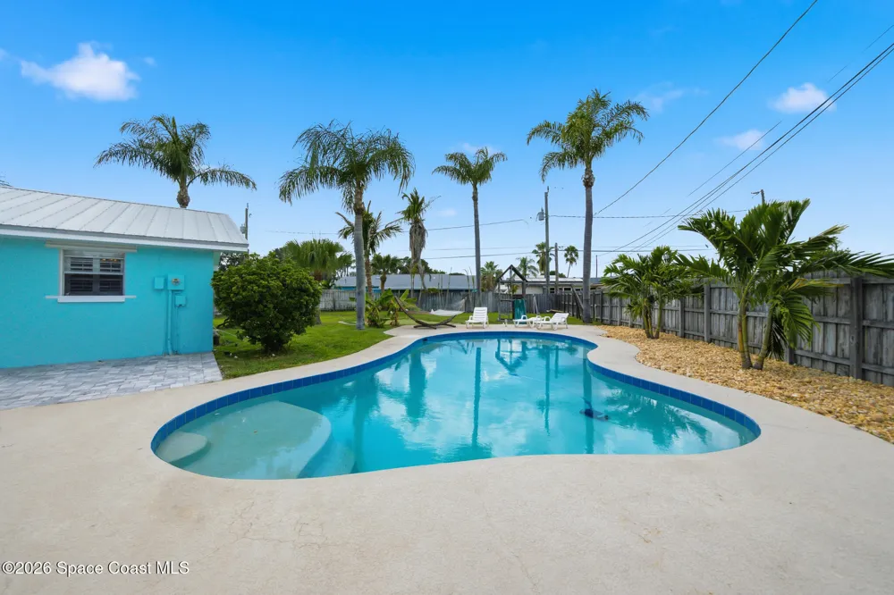 1172 Bay Drive E Indian Harbour Beach, FL 32937