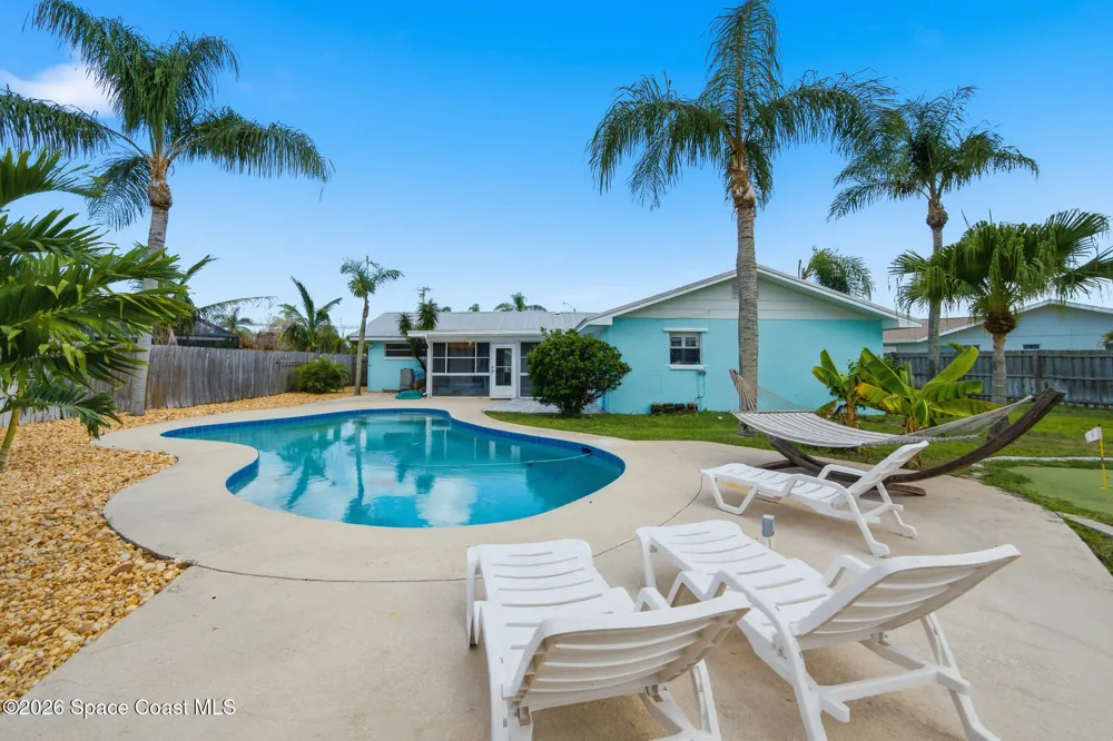1172 Bay Drive E Indian Harbour Beach, FL 32937
