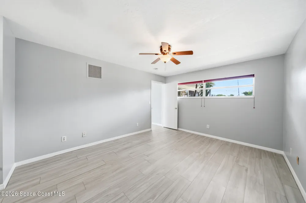 1172 Bay Drive E Indian Harbour Beach, FL 32937