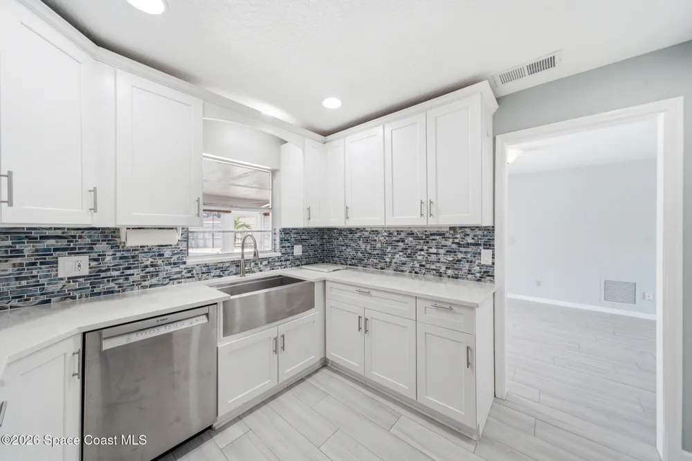 1172 Bay Drive E Indian Harbour Beach, FL 32937