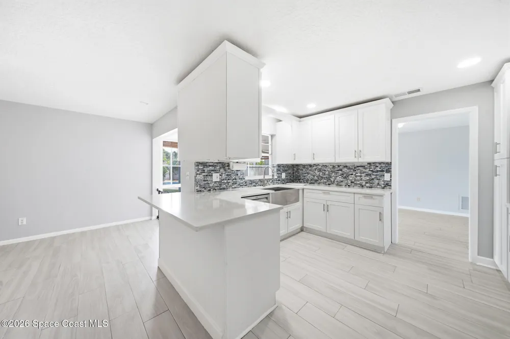 1172 Bay Drive E Indian Harbour Beach, FL 32937