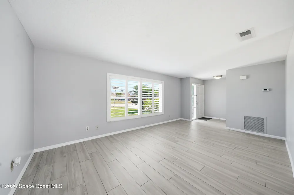1172 Bay Drive E Indian Harbour Beach, FL 32937
