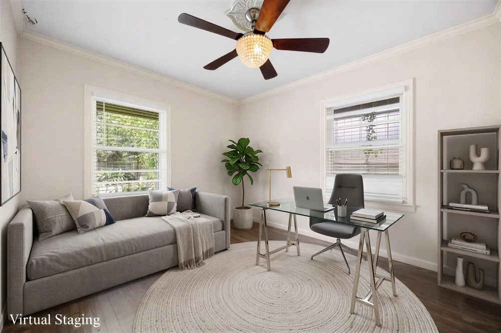 5116 Evergreen Street Bellaire, TX 77401