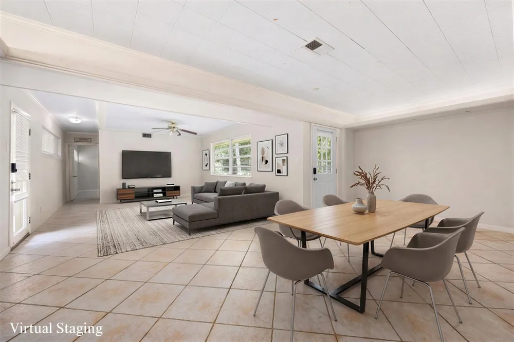 5116 Evergreen Street Bellaire, TX 77401