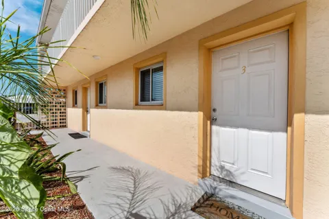 211 Circle Drive #3