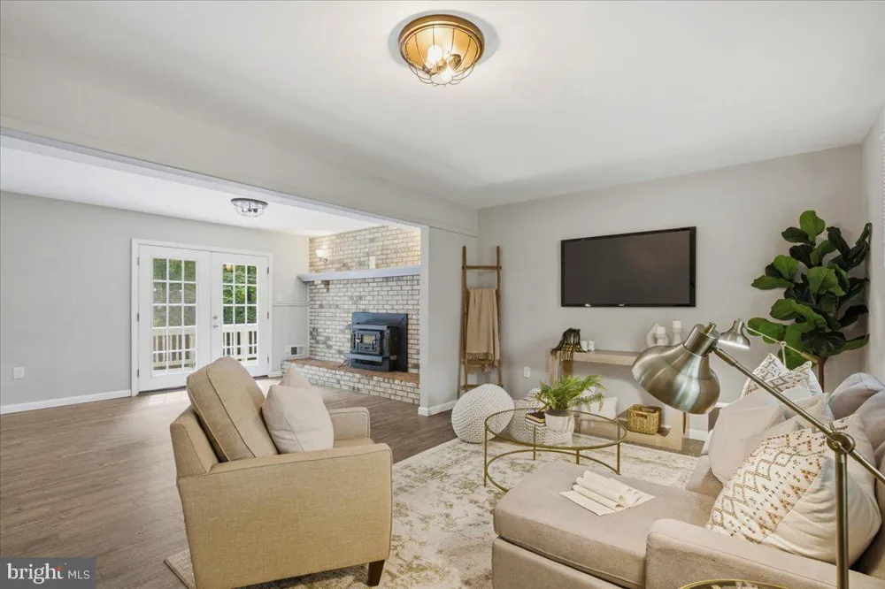 8827 LAFAYETTE DRIVE Owings, MD 20736