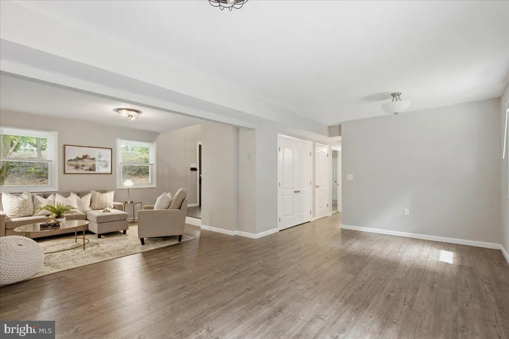 8827 LAFAYETTE DRIVE Owings, MD 20736
