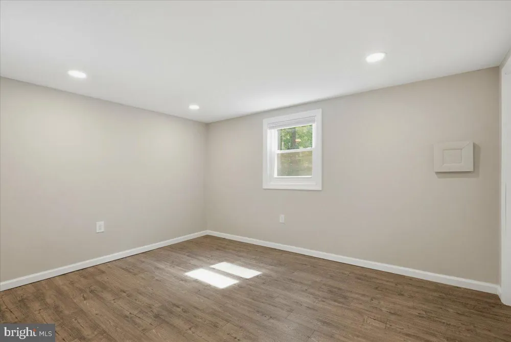 8827 LAFAYETTE DRIVE Owings, MD 20736