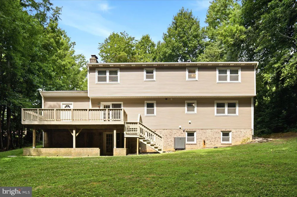 8827 LAFAYETTE DRIVE Owings, MD 20736