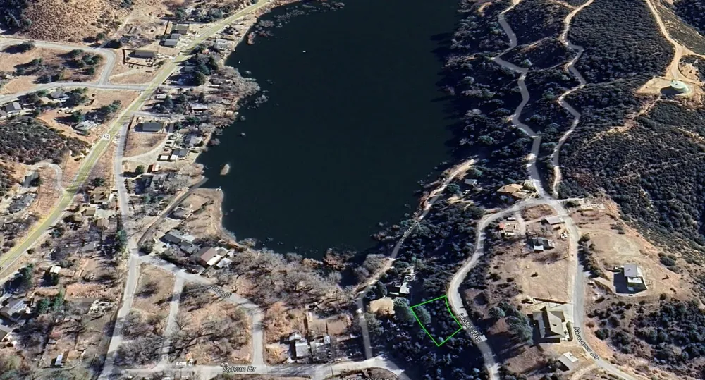 Austin Way Vic Sylvan Drive Lake Hughes, CA 93532