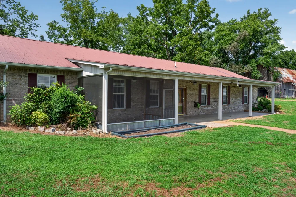 5520 Academy Rd Cookeville, TN 38506